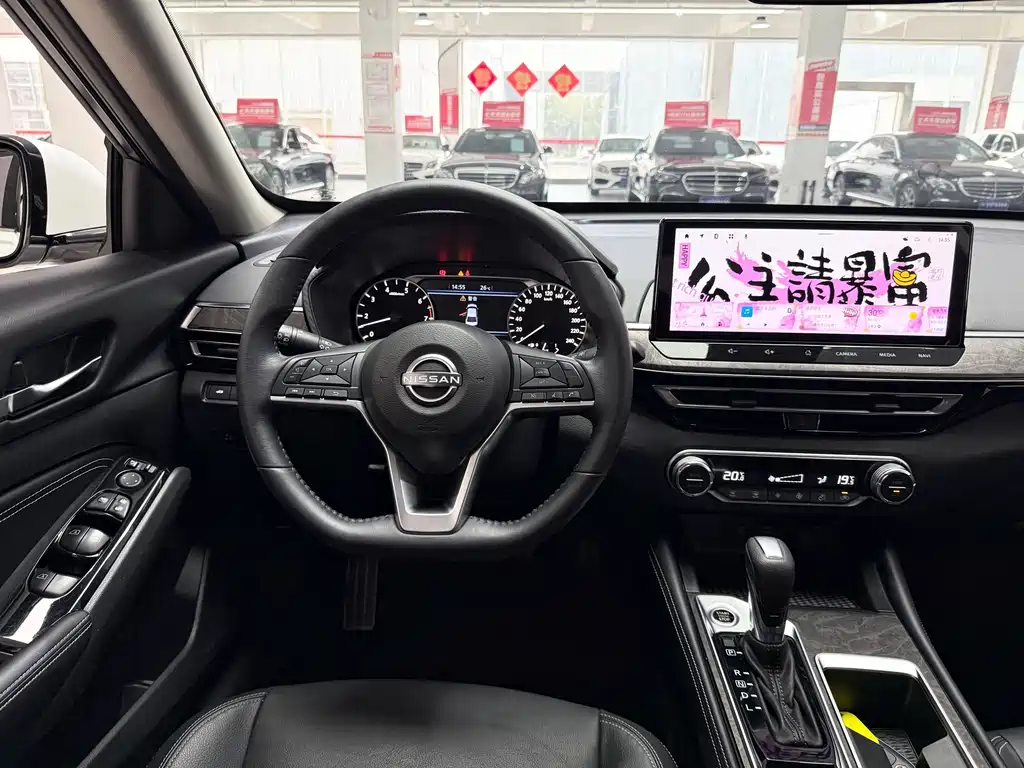 Nissan Teana 2024