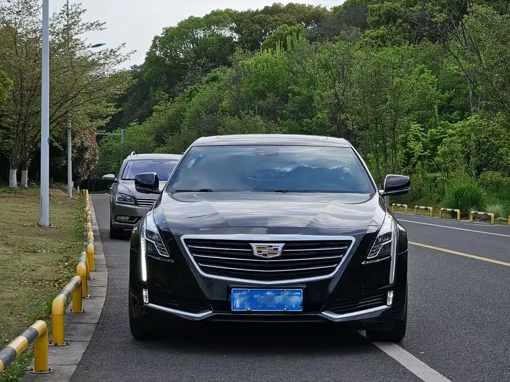 Cadillac CT6 2017 — фото 2