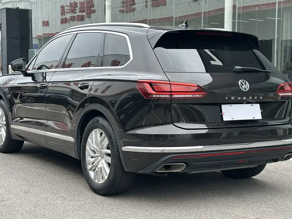 Volkswagen Touareg 2020 — фото 10