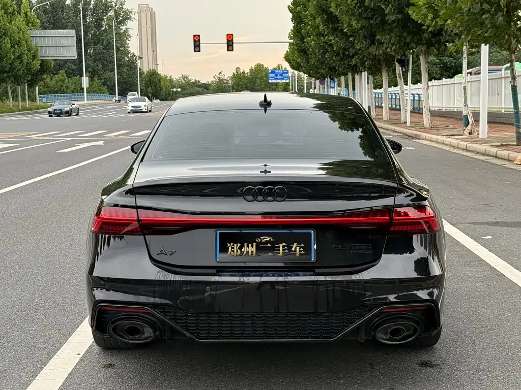 Audi A7L 2023 — фото 20