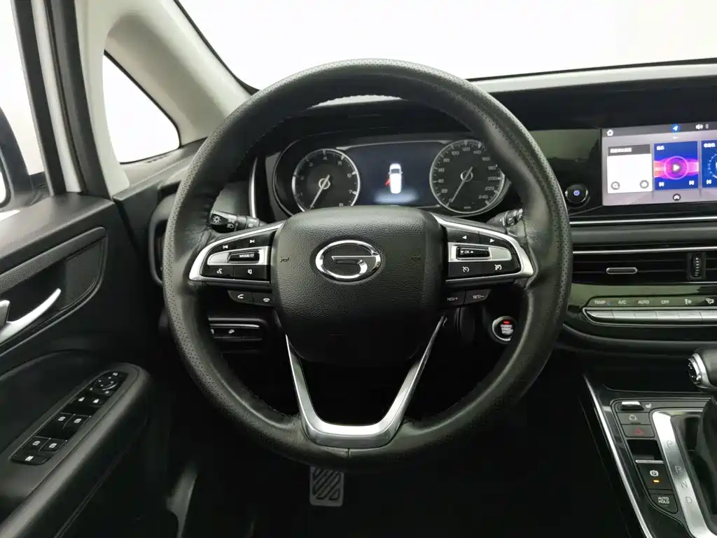 GAC Trumpchi M6 2020 — фото 11