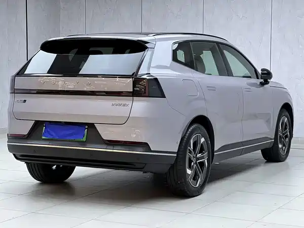 Volvo XC70 Plug-In Hybrid 2025
