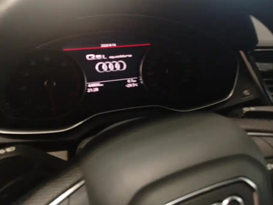 Audi Q5L 2021 — фото 14