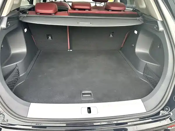 Hongqi HS5 2024