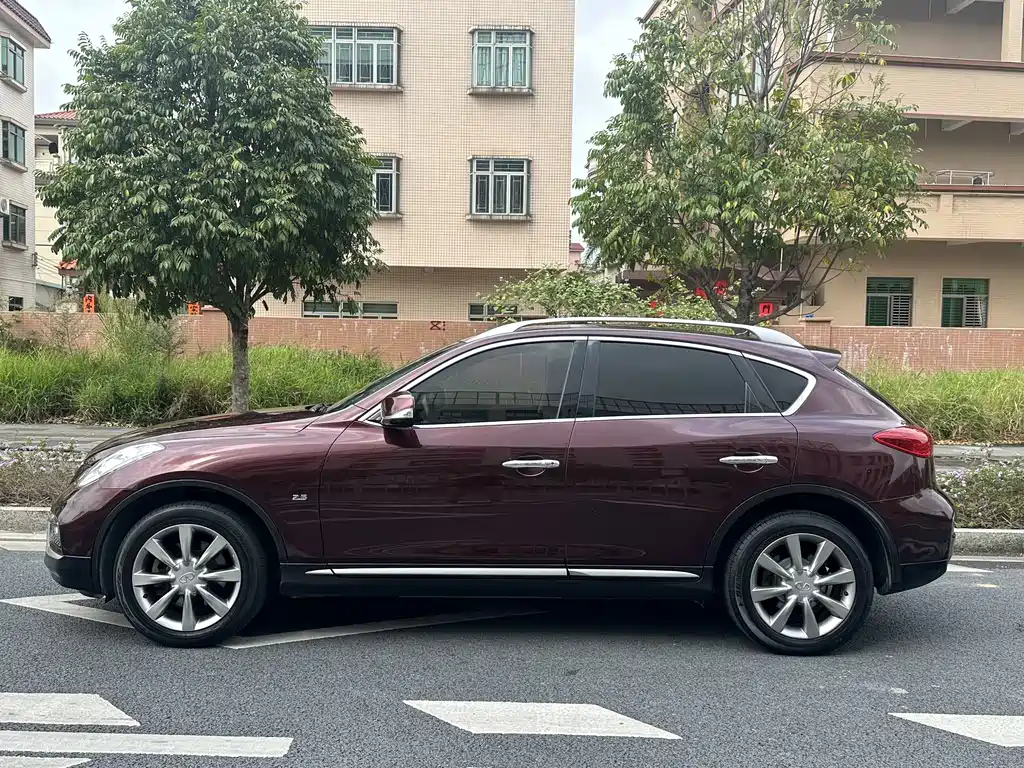 Infiniti QX50 2016