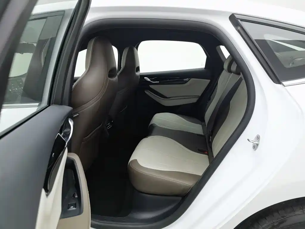 BYD Qin PLUS 2024 — фото 15