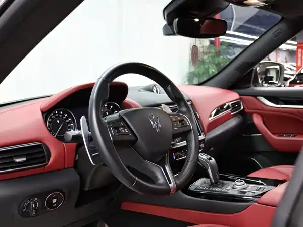 Maserati Levante 2024