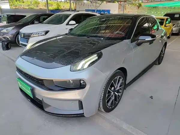 Lynk & Co 03 2020