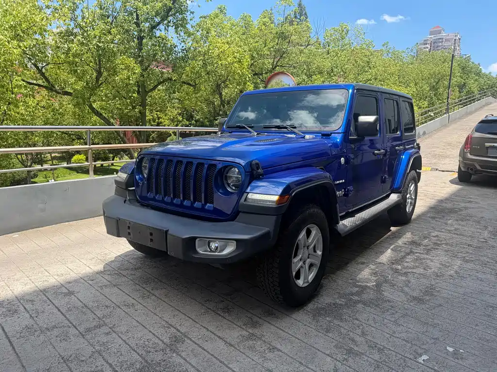 Jeep Wrangler 2019 — фото 1