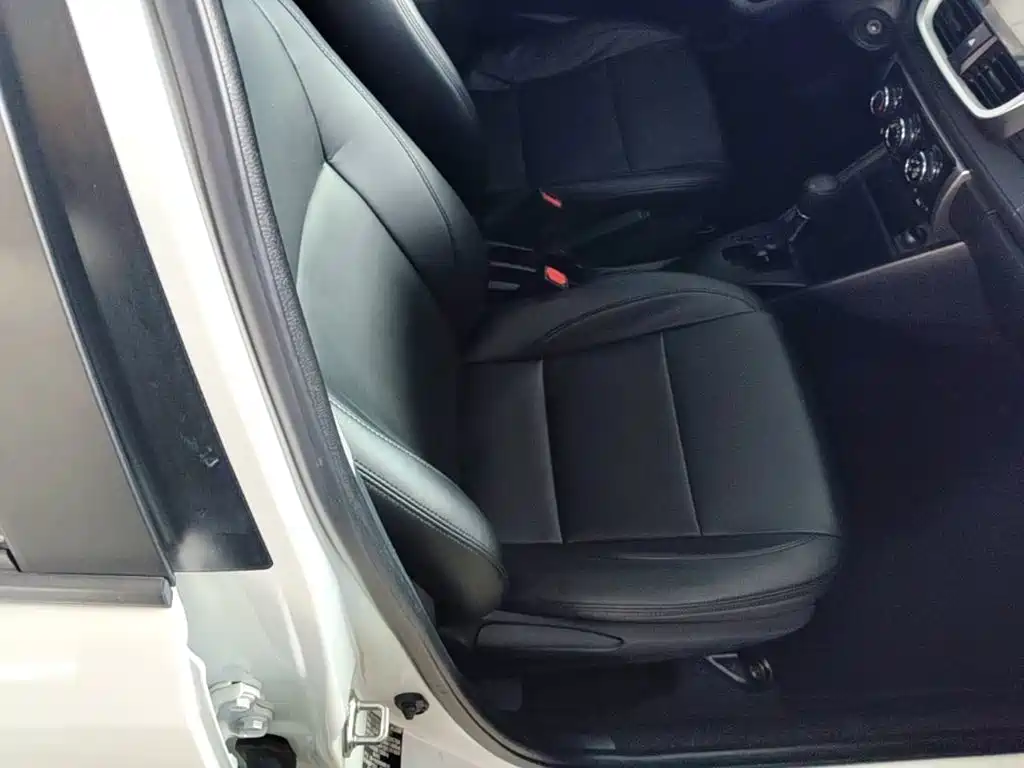 Toyota Vios FS 2017 — фото 25