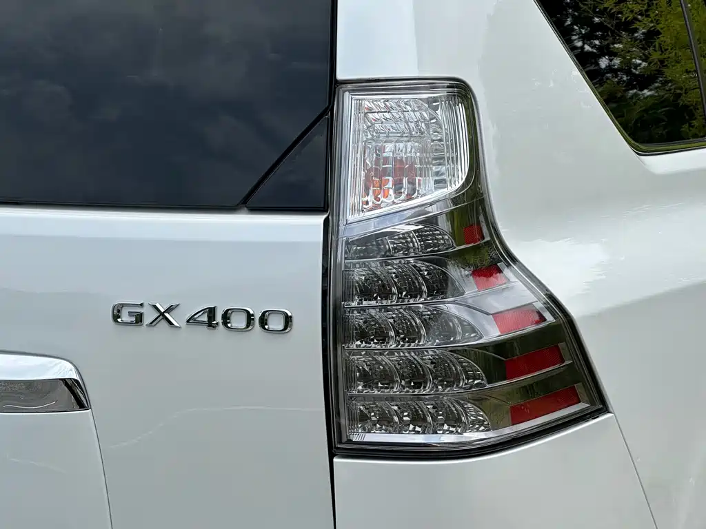 Lexus GX 2016 — фото 15