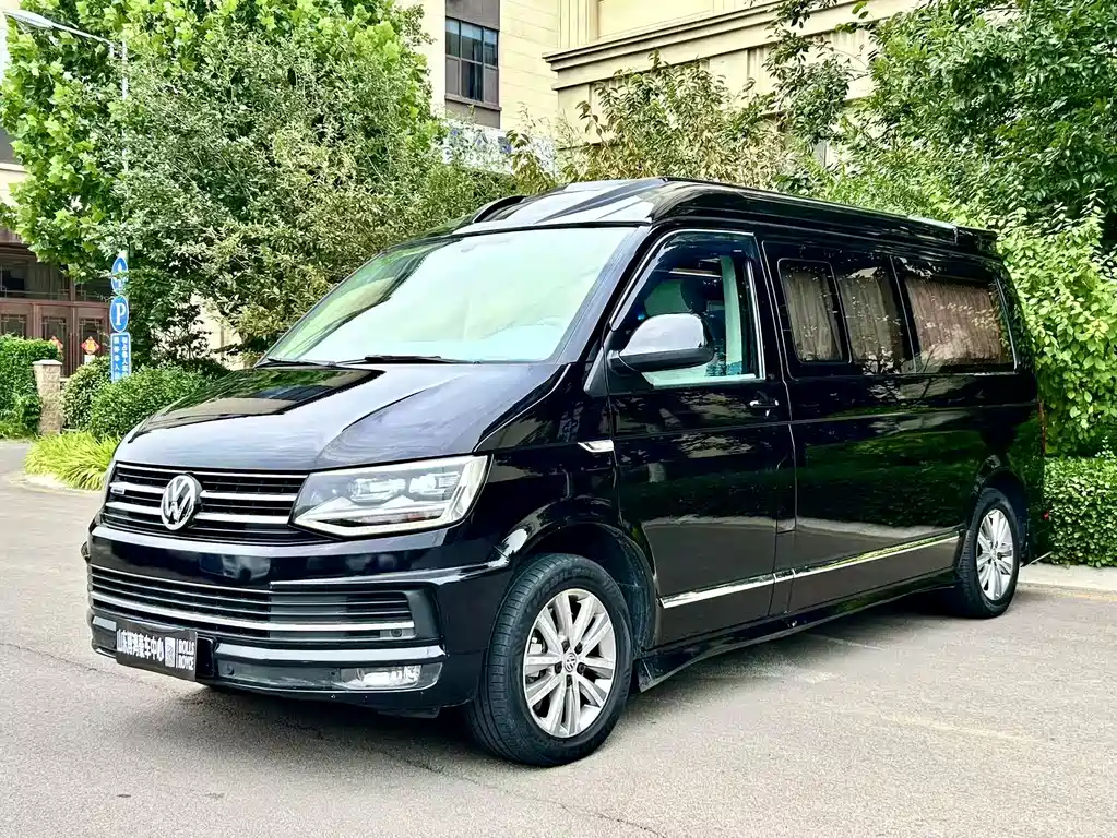 Volkswagen Caravelle 2017 — фото 1