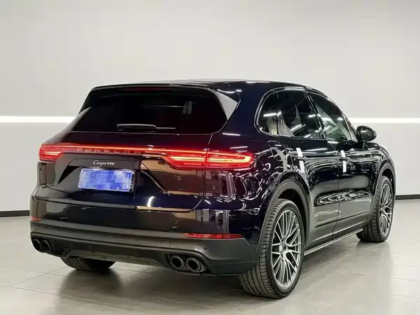 Porsche Cayenne 2020