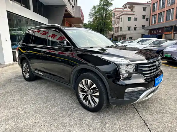 GAC Trumpchi GS8 2017