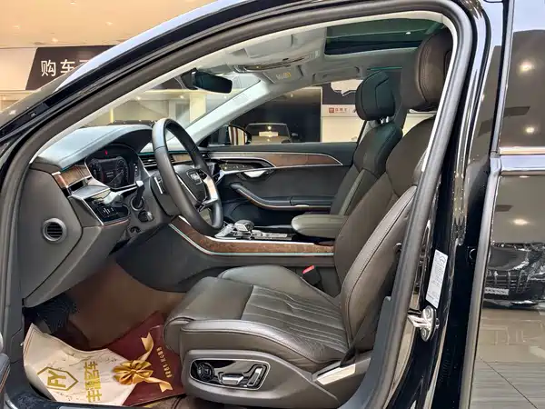 Audi A8 2021