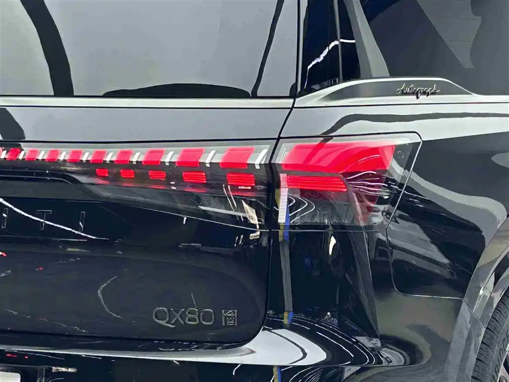 Infiniti QX80 2025 — фото 20
