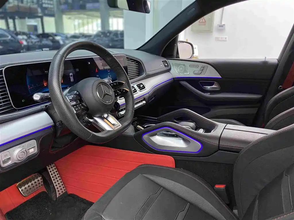 Mercedes-Benz GLE AMG 2024 — фото 6