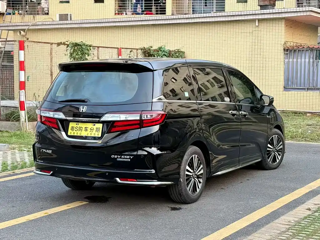 Honda Odyssey 2020 — фото 9