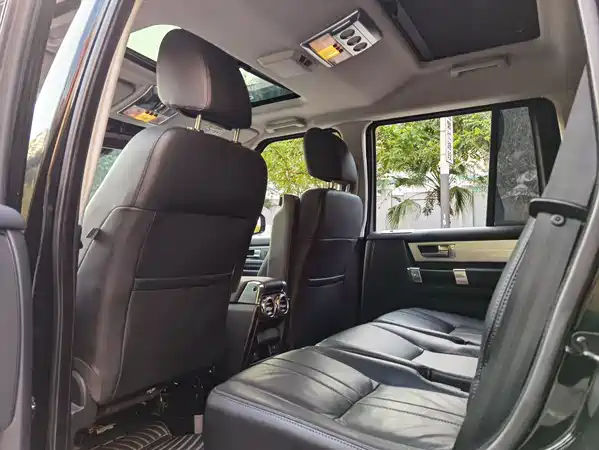 Land Rover Discovery 2016