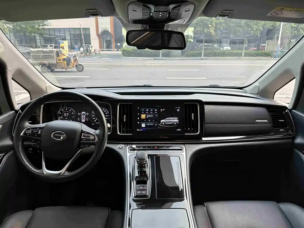 GAC Motor Trumpchi M8 2022 — фото 27