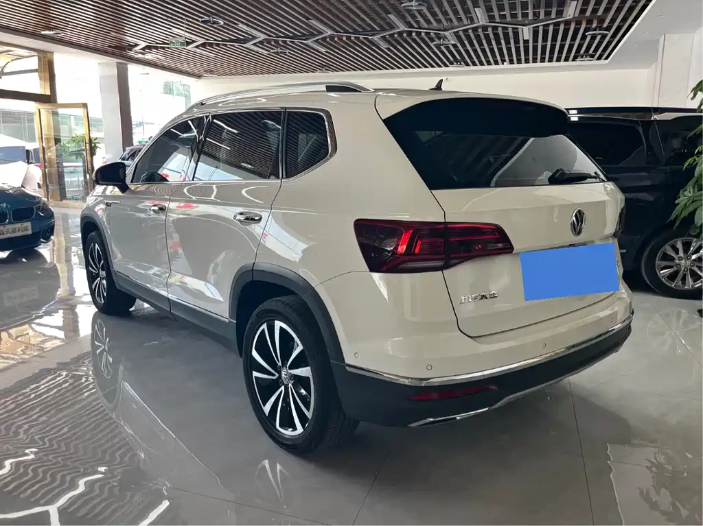 Volkswagen Tharu 2020