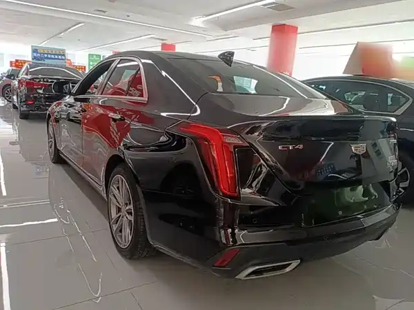 Cadillac CT4 2021