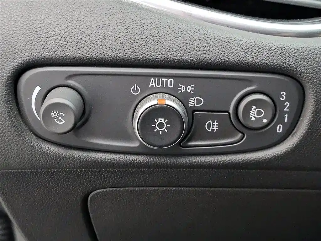 Chevrolet Malibu XL 2021 — фото 21