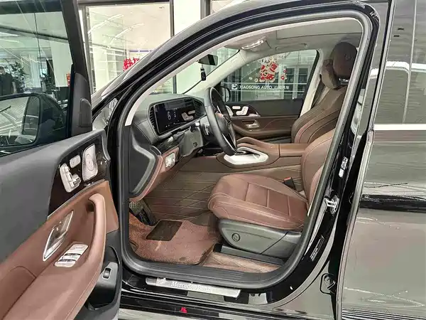 Mercedes-Benz GLE 2025