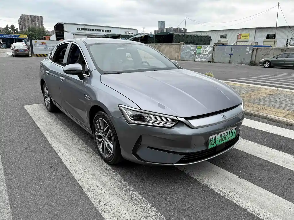 BYD Qin PLUS 2023 — фото 2