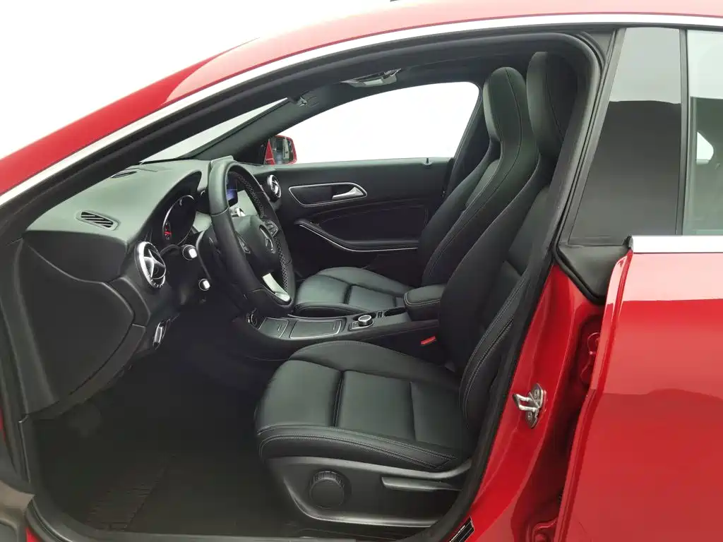 Mercedes-Benz CLA 2018 — фото 10