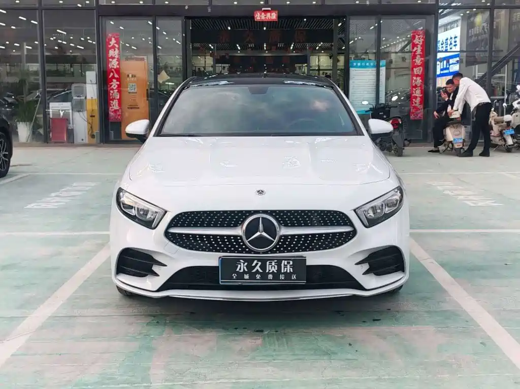 Mercedes-Benz A-Class 2021 — фото 3