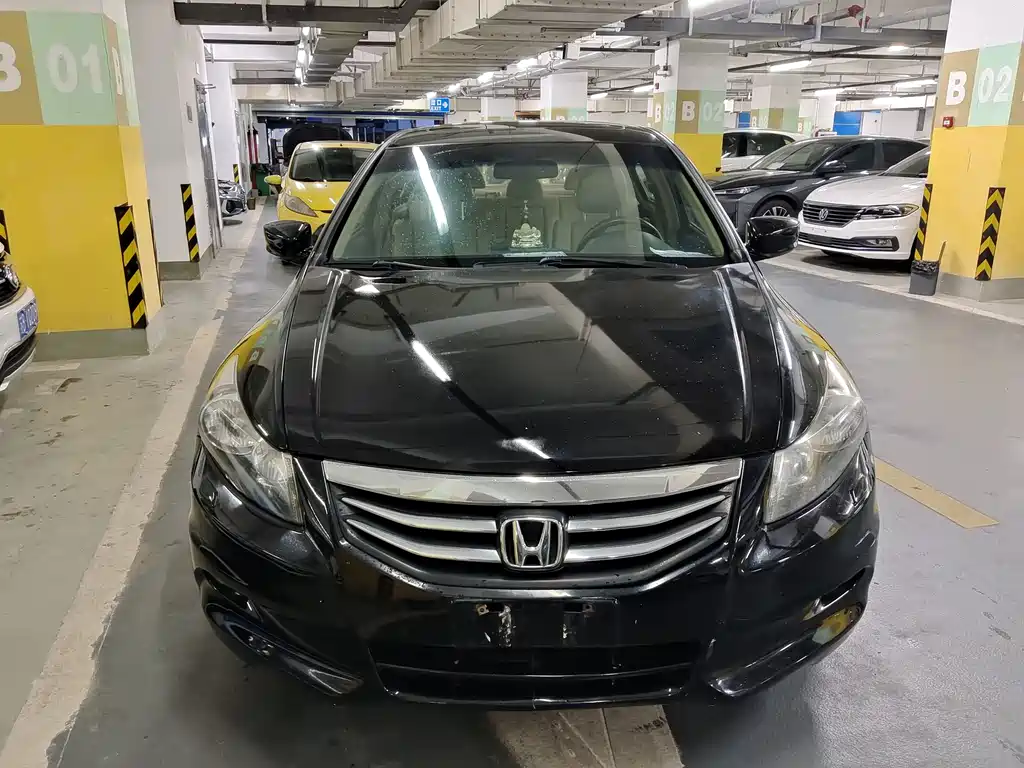 Honda Accord 2012 — фото 2