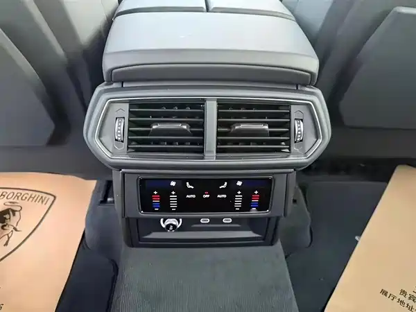 Lamborghini Urus 2026