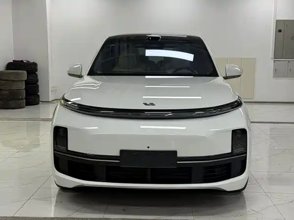 Li Auto L9 2025