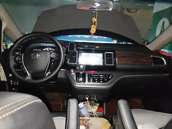 Honda Elysion 2019