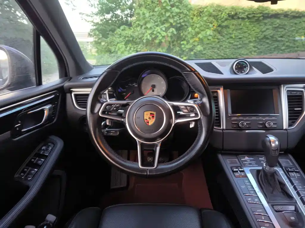 Porsche Macan 2015
