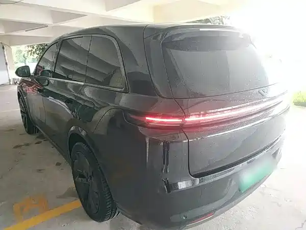 Li Auto L8 2024