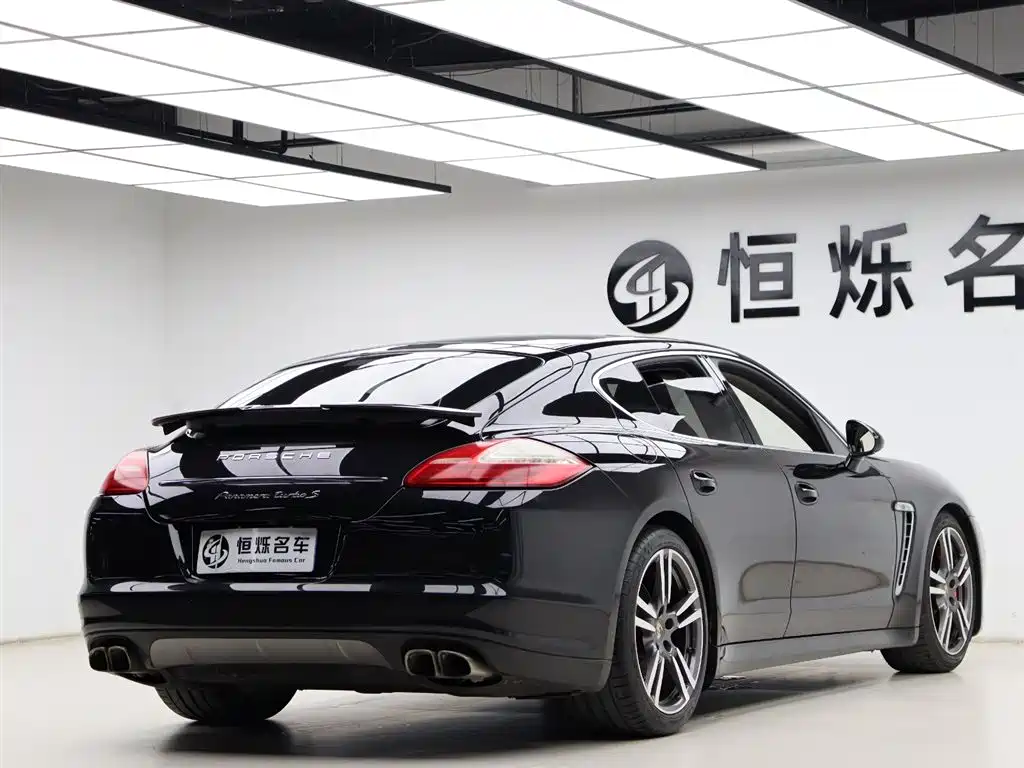 Porsche Panamera 2011 — фото 21