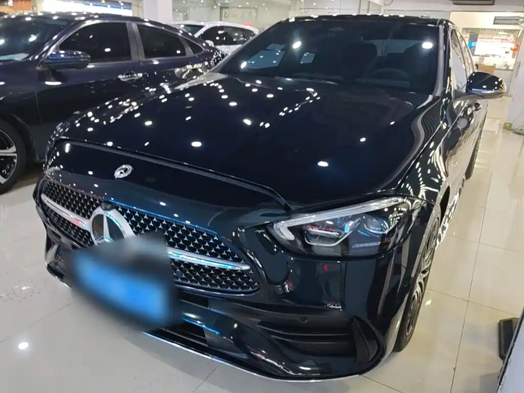 Mercedes-Benz C-Class 2025