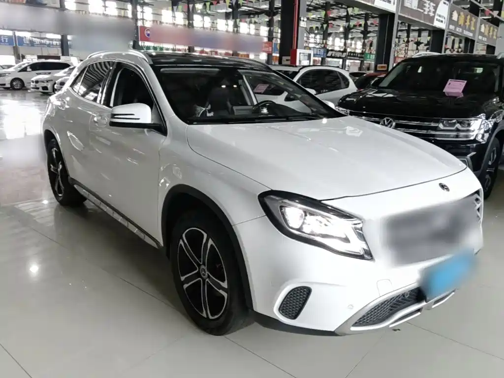 Mercedes-Benz GLA 2019
