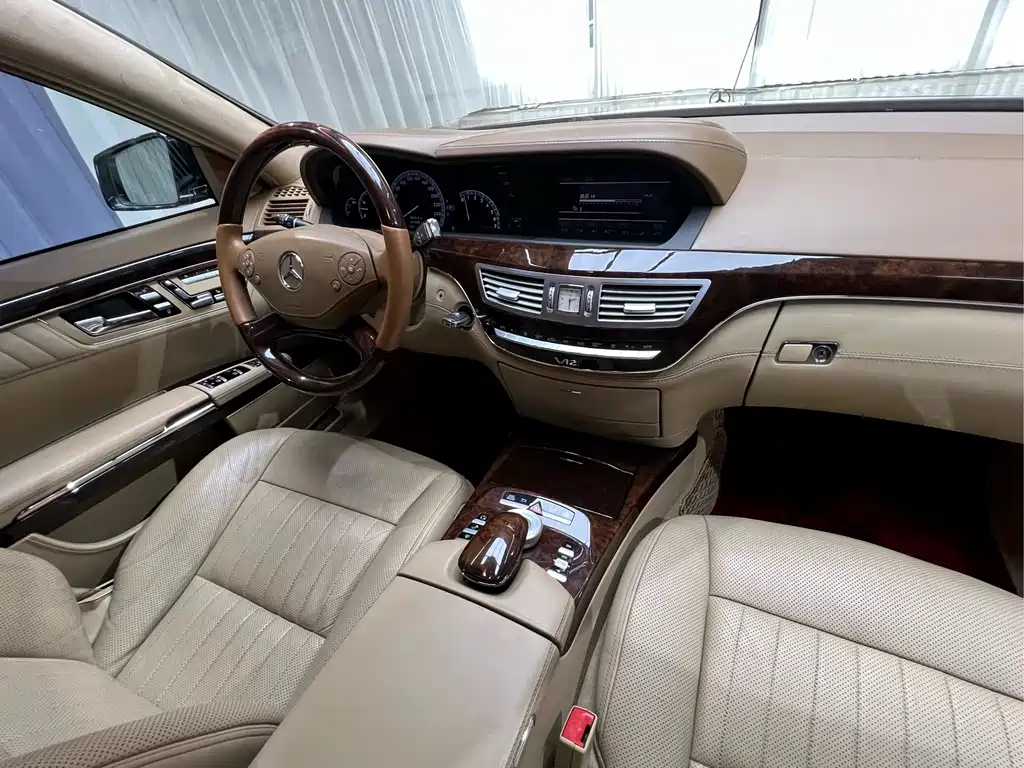Mercedes-Benz S-Class 2012 — фото 23