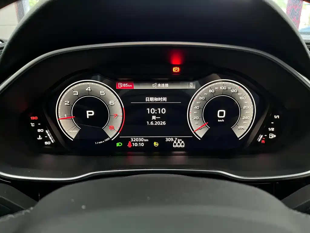 Audi Q3 2023 — фото 12
