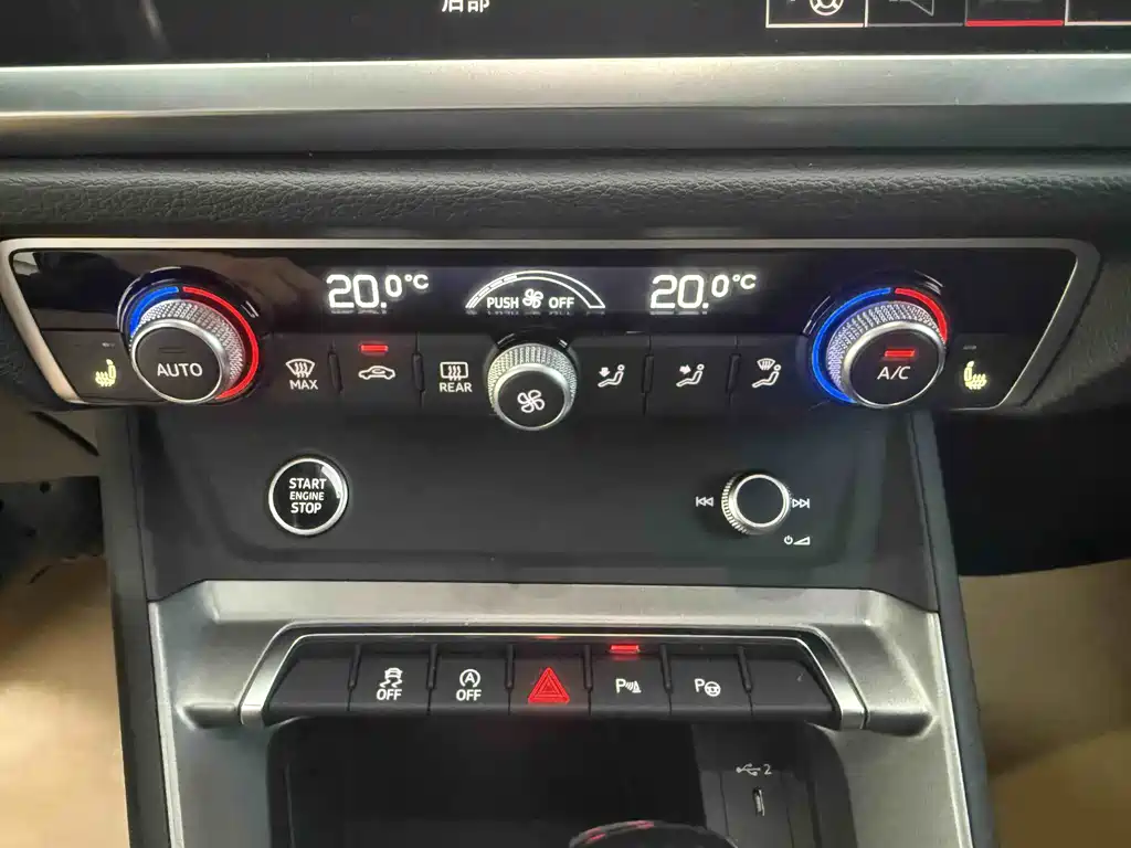 Audi Q3 2023 — фото 17