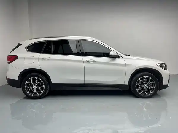 BMW X1 2021