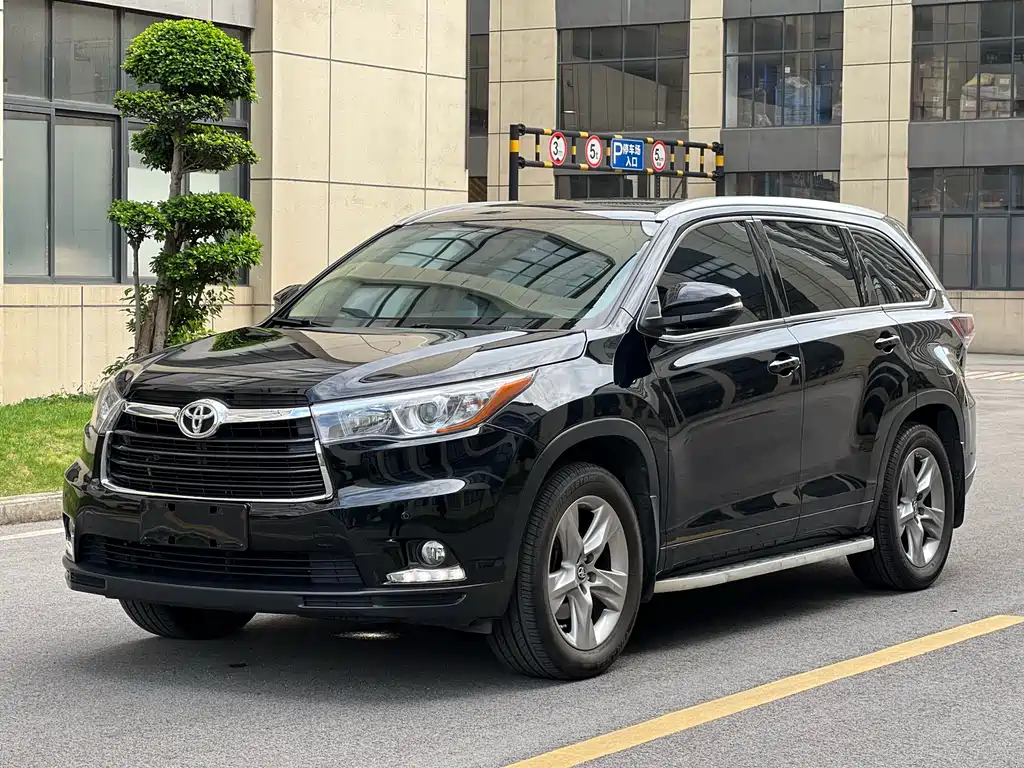 Toyota Highlander 2018