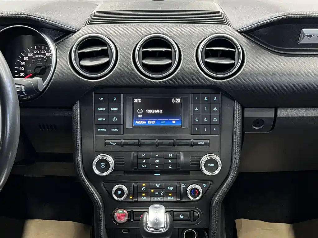 Ford Mustang 2018 — фото 13