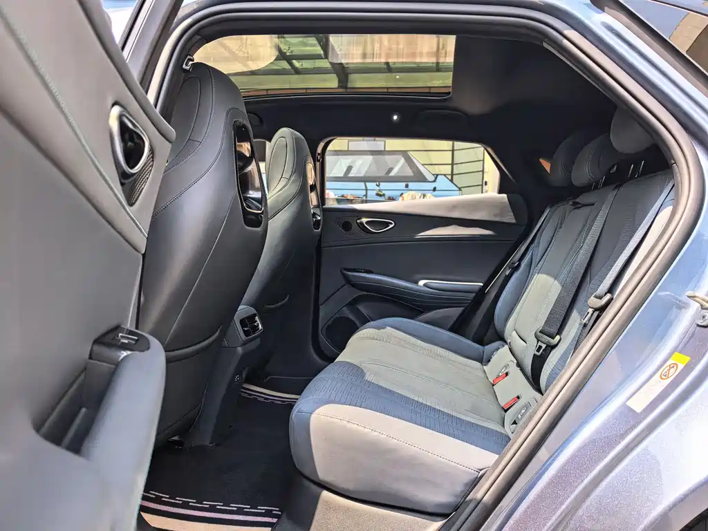 BYD Seal 06GT 2025 — фото 14