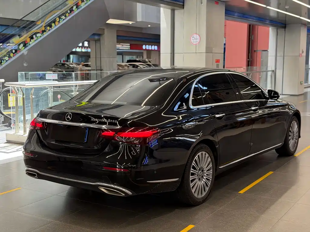 Mercedes-Benz E-Class 2021