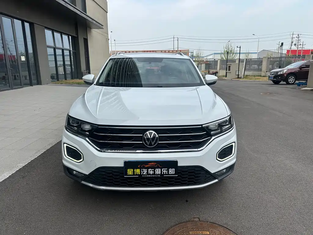Volkswagen T-Roc 2022 — фото 2