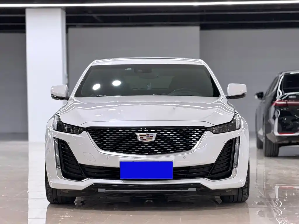 Cadillac CT5 2023 — фото 2